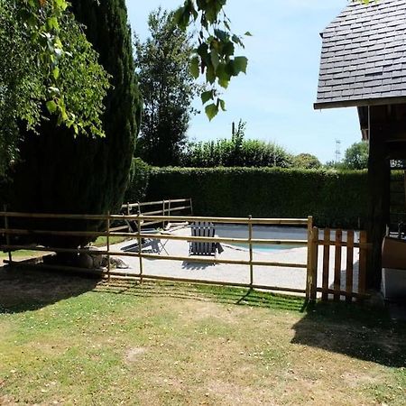 Maison A Colombages Pres De Deauville, Trouville Formentin Kültér fotó