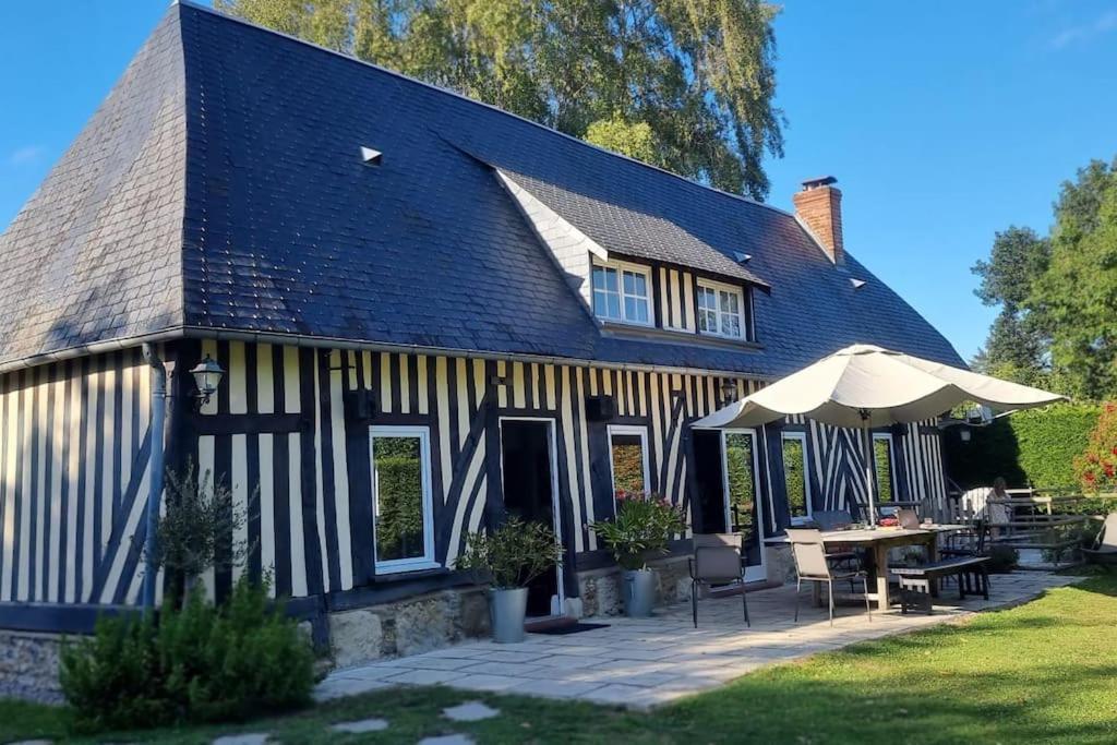 Maison A Colombages Pres De Deauville, Trouville Formentin Kültér fotó